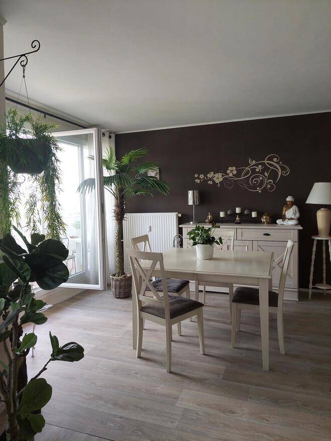 Apartamento de 2 dormitorios en Montataire, France No. 90031