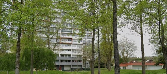 Apartamento de 2 dormitorios en Montataire, France No. 90031 7