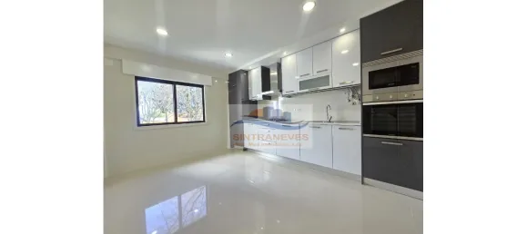 3 bedrooms Apartment in Amadora, Portugal No. 147824 11