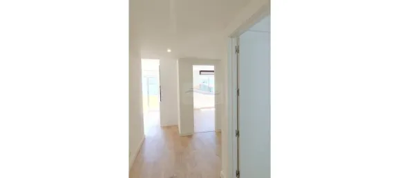 3 bedrooms Apartment in Amadora, Portugal No. 147824 5