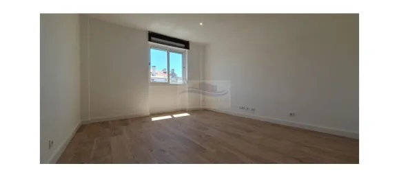 3 bedrooms Apartment in Amadora, Portugal No. 147824 9