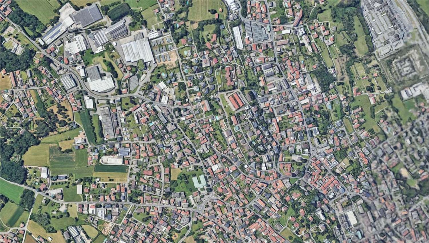 571m² Warehouse in Como, Italy No. 380568