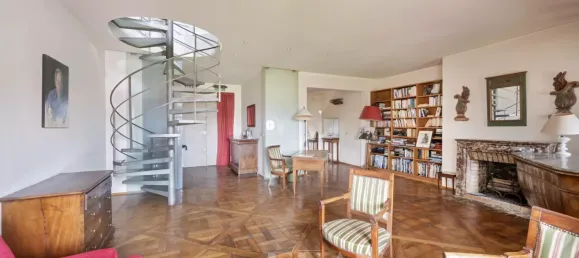2 bedrooms Duplex in Paris, France No. 143181 8