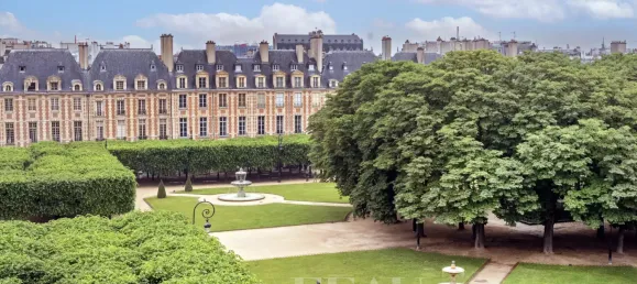 2 bedrooms Duplex in Paris, France No. 143181 17