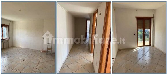 Apartamento T3 em San Giorgio a Cremano, Italy N.º 258553 3