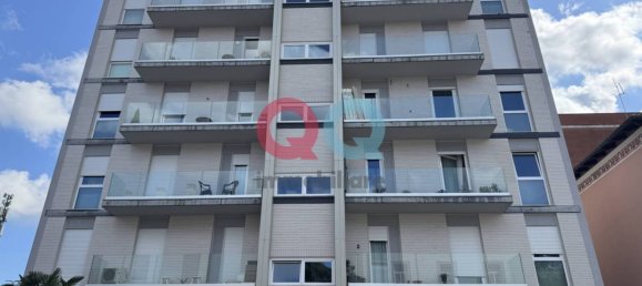 3 chambres Appartement à Udine, Italy No. 373379 2