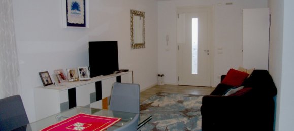 Вилла с 8 комнатами в Порденоне, Италия № 9684 15