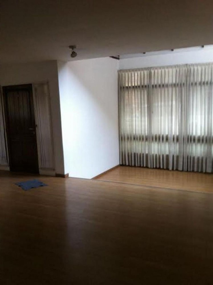 3 bedrooms House in Cordoba, Argentina No. 18570