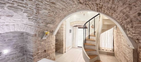 Casa de 3 dormitorios en Bitetto, Italy No. 18601 5