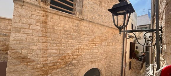 Casa de 3 dormitorios en Bitetto, Italy No. 18601 18