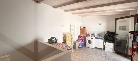 Casa de 3 dormitorios en Bitetto, Italy No. 18601 27