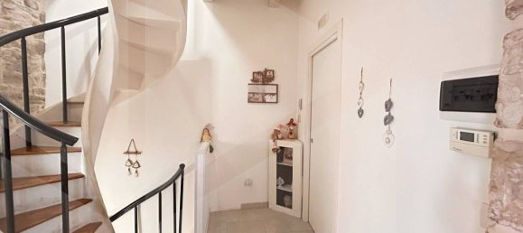 Casa de 3 dormitorios en Bitetto, Italy No. 18601 12