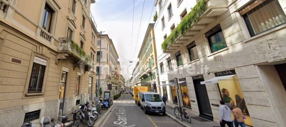 Propiedad comercial de 5 habitaciónes en Milan, Italy No. 246625 5