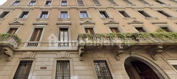 Propiedad comercial de 5 habitaciónes en Milan, Italy No. 246625 2