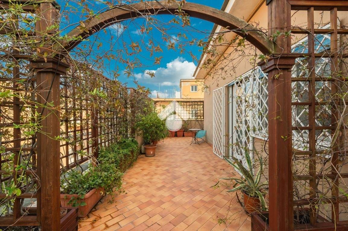 2 غرف نوم بانتهاوس في Rome, Italy رقم 323988