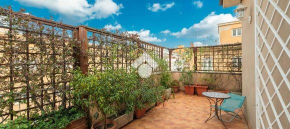 2 غرف نوم بانتهاوس في Rome, Italy رقم 323988 4