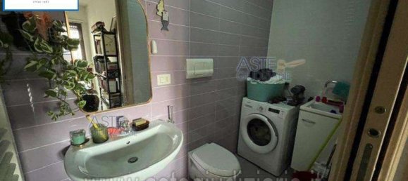 2 rooms Apartment in Rome, Italy No. 205934 5