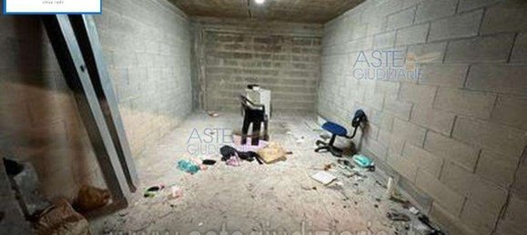 2 rooms Apartment in Rome, Italy No. 205934 8