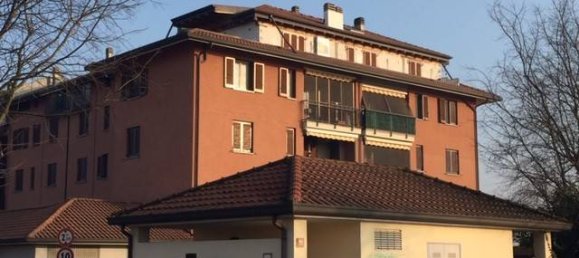 16m² Garage in Lacchiarella, Italy No. 170622 3