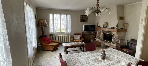 Дом с 3 спальнями в Божанси, Франция № 271627 2