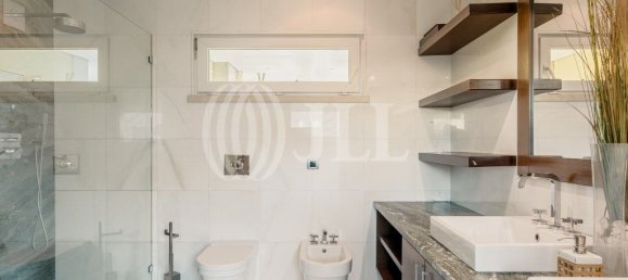 4 bedrooms House in Almada, Portugal No. 112243 6