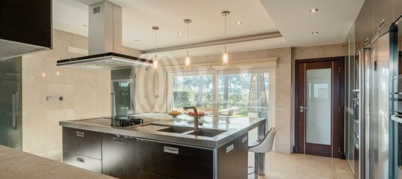 4 bedrooms House in Almada, Portugal No. 112243 28