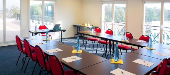 80m² Apartment in Paris, France No. 1861 8