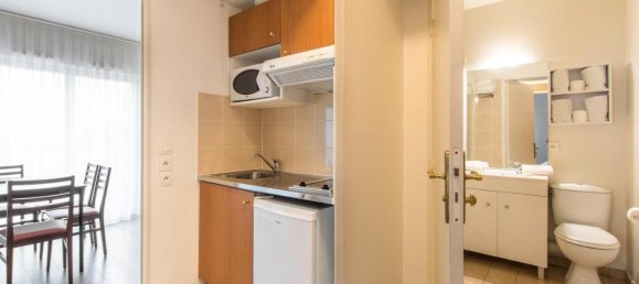 80m² Apartment in Paris, France No. 1861 16