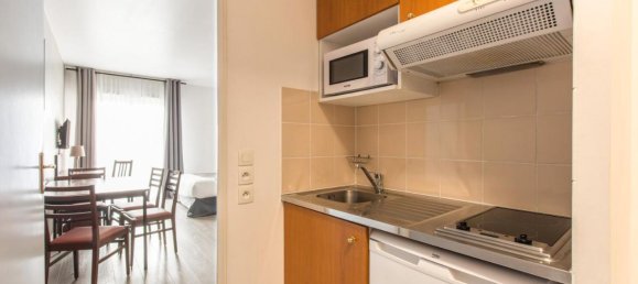 80m² Apartment in Paris, France No. 1861 7