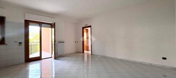 Apartamento de 3 dormitorios en Fondi, Italy No. 13578 7