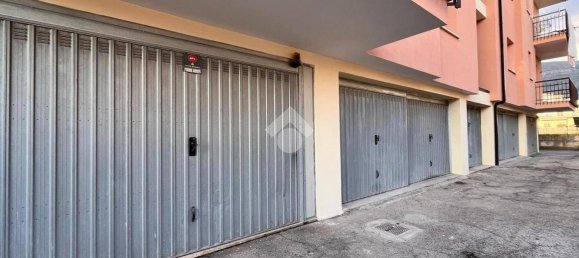 Apartamento de 3 dormitorios en Fondi, Italy No. 13578 31