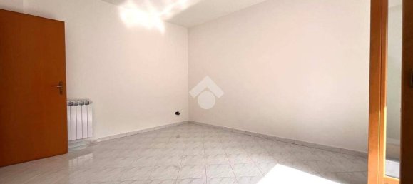Apartamento de 3 dormitorios en Fondi, Italy No. 13578 18