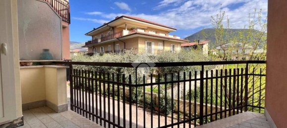 Apartamento de 3 dormitorios en Fondi, Italy No. 13578 3