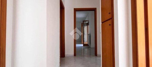 Apartamento de 3 dormitorios en Fondi, Italy No. 13578 26