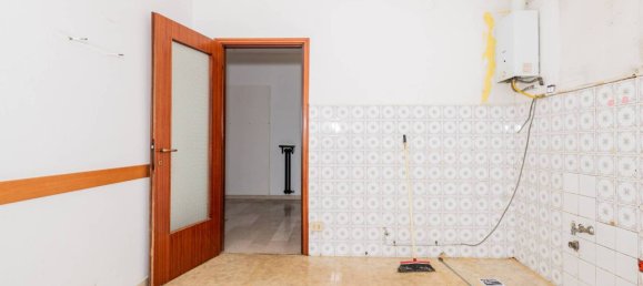 2 bedrooms Apartment in Siziano, Italy No. 372402 7