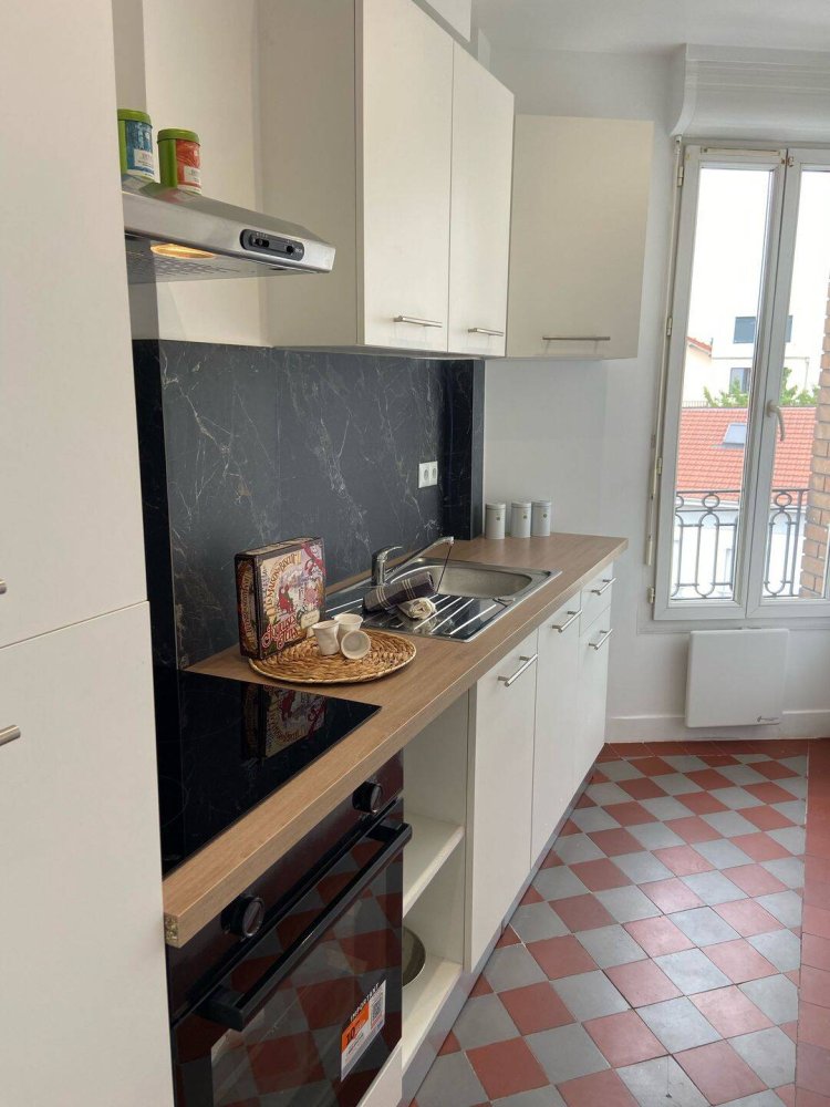 1 غرف نوم شقة في Fontenay-sous-Bois, France رقم 328991