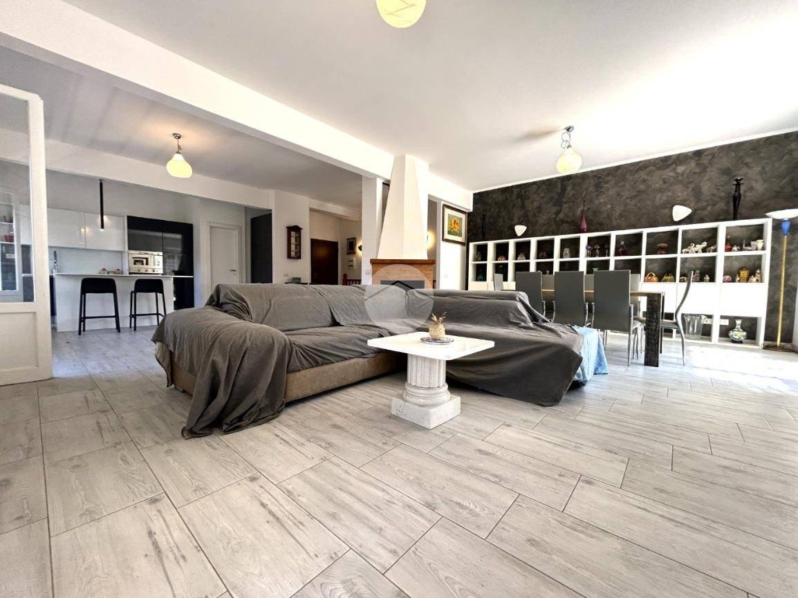 4 bedrooms Duplex in Anzio, Italy No. 331587