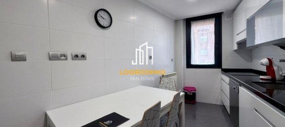 2 bedrooms Apartment in Logrono, Spain No. 182279 15