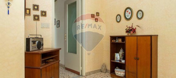 3 bedrooms Apartment in Valverde, Italy No. 330038 10