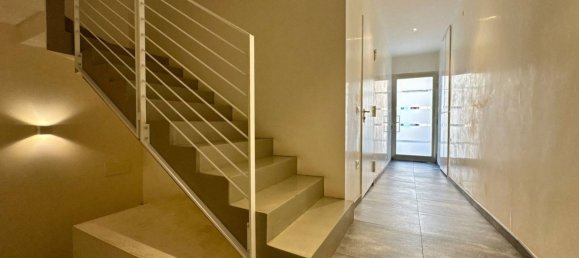 Apartamento de 4 dormitorios en Vicenza, Italy No. 337948 15