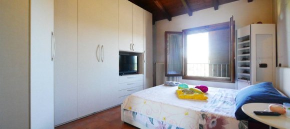 Villa de 5 divisões em Serramazzoni, Italy N.º 298839 17