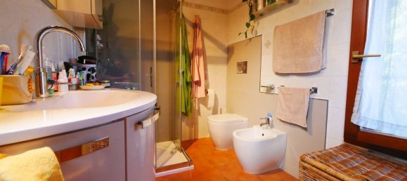 Villa de 5 divisões em Serramazzoni, Italy N.º 298839 21