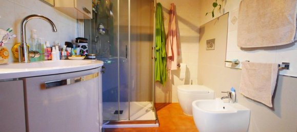 Villa de 5 divisões em Serramazzoni, Italy N.º 298839 22