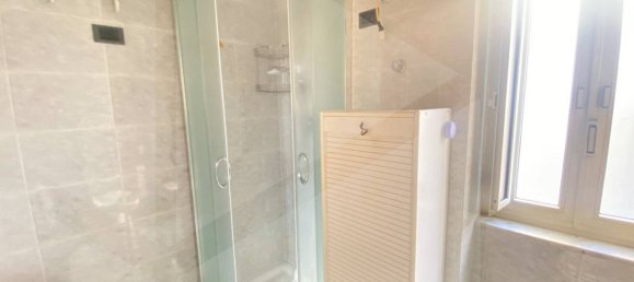 4 rooms Apartment in Naples, Italy No. 96974 78