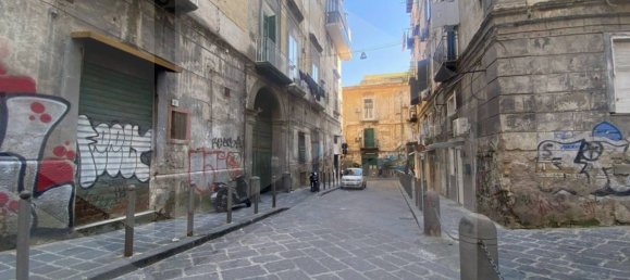 4 rooms Apartment in Naples, Italy No. 96974 94