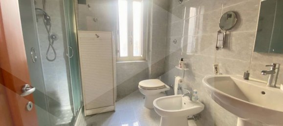 4 rooms Apartment in Naples, Italy No. 96974 80