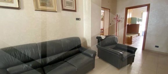 4 rooms Apartment in Naples, Italy No. 96974 65