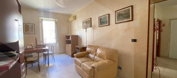 4 rooms Apartment in Naples, Italy No. 96974 57