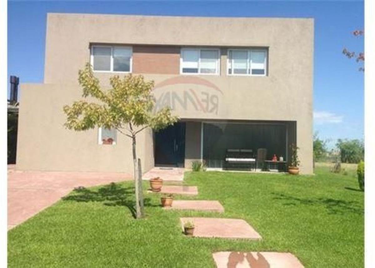 4 Schlafzimmer Haus in Tigre, Argentina, Nr. 17841