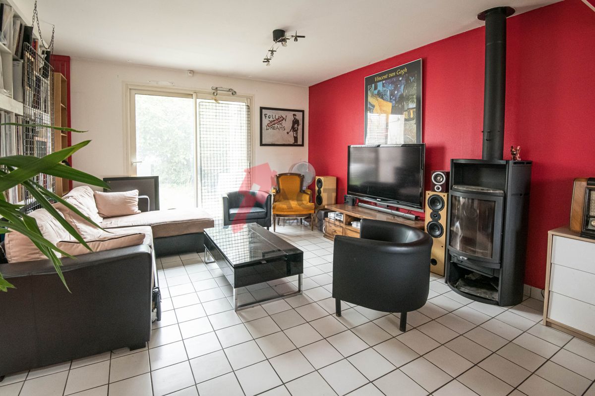 Edifício em Bondoufle, France 140 m² N.º 182969